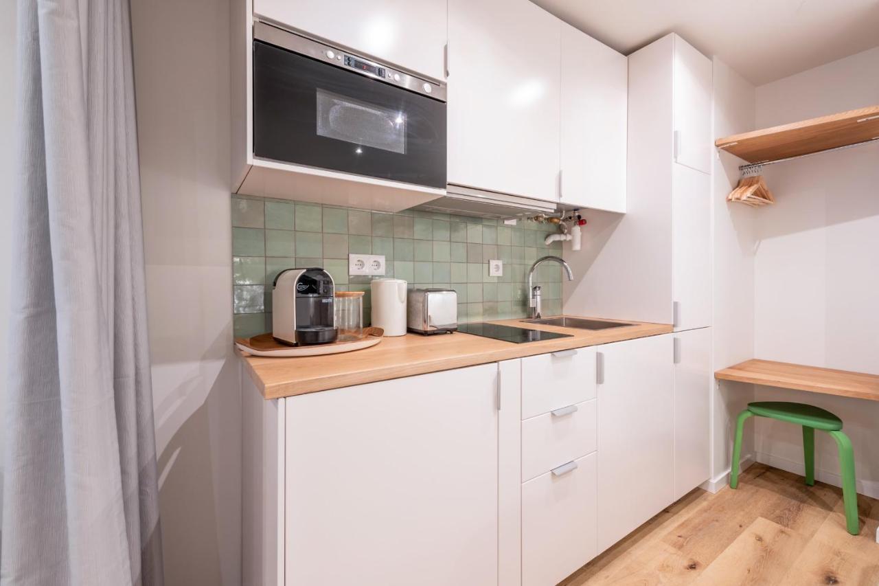 Guestready - Charming Studio- Newly Renovated! Appartamento Lisbona Esterno foto